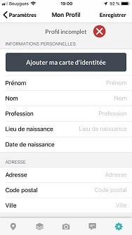 Complétez votre profil dans l'application Attestis pour iOS