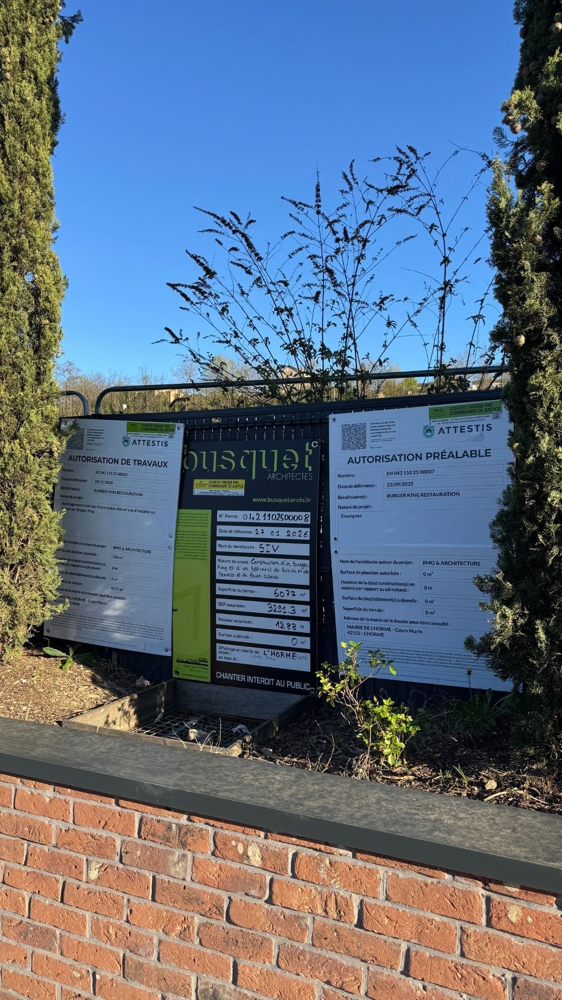 Affichages réglementaires en franchise : comment sécuriser chaque ouverture, partout en France